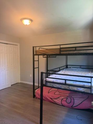 15 Chelsea Avenue East Orange NJ 07018