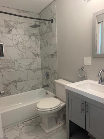 15 Chelsea Avenue East Orange NJ 07018