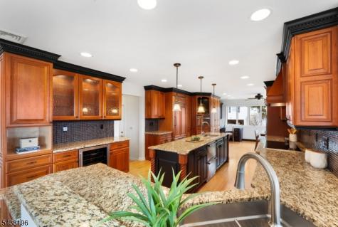 1531 Coles Avenue Mountainside NJ 07092