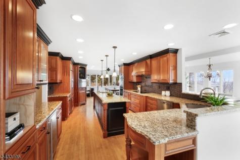 1531 Coles Avenue Mountainside NJ 07092