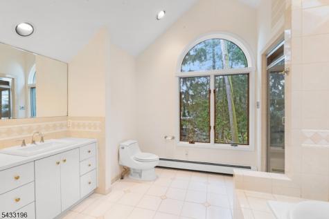 1531 Coles Avenue Mountainside NJ 07092