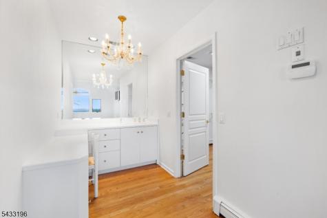 1531 Coles Avenue Mountainside NJ 07092