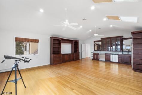 1531 Coles Avenue Mountainside NJ 07092