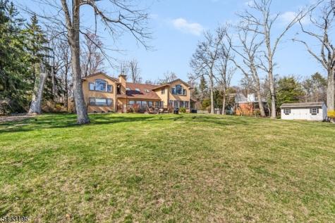1531 Coles Avenue Mountainside NJ 07092