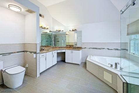 33 Rose Lane Rockaway NJ 07866