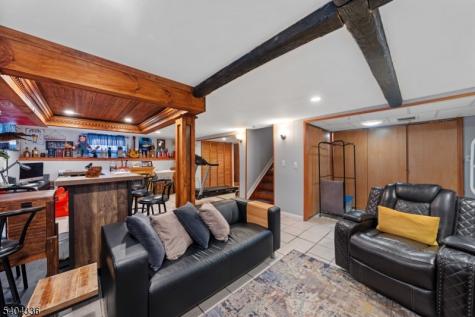 38 Pallant Avenue Linden NJ 07036