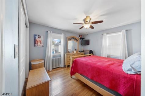 38 Pallant Avenue Linden NJ 07036