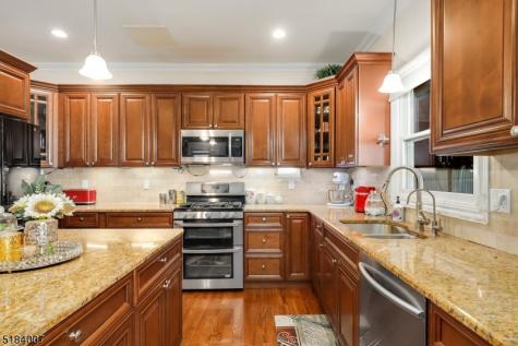 157 Woodridge Street Wood-ridge NJ 07075