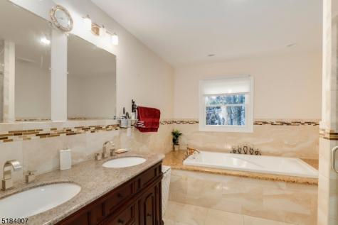 157 Woodridge Street Wood-ridge NJ 07075