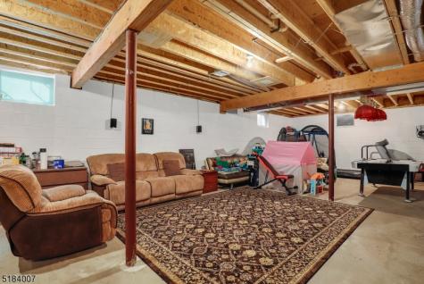 157 Woodridge Street Wood-ridge NJ 07075