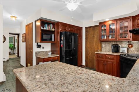 117 Old Clinton Road Raritan NJ 08822