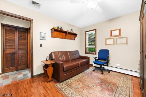 117 Old Clinton Road Raritan NJ 08822