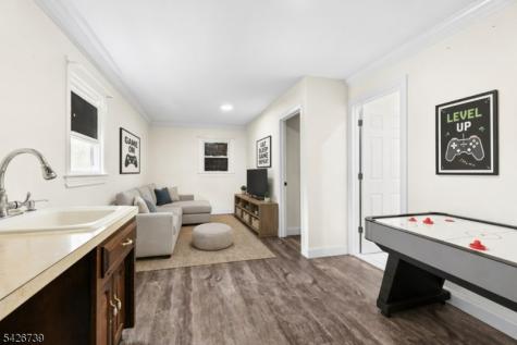 548 Hunter Avenue Scotch Plains NJ 07076