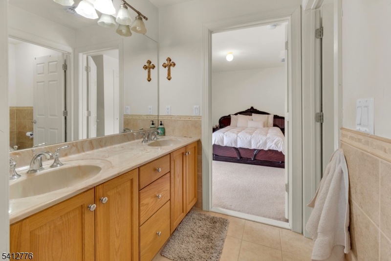 34 Kanouse Lane Montville NJ 07045