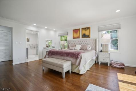 1008 Mary Allen Lane Mountainside NJ 07092