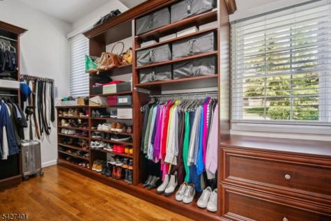 1008 Mary Allen Lane Mountainside NJ 07092