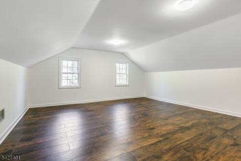 1008 Mary Allen Lane Mountainside NJ 07092