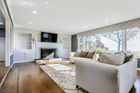 1008 Mary Allen Lane Mountainside NJ 07092