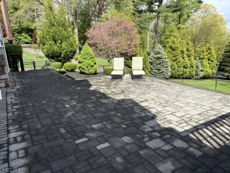 1008 Mary Allen Lane Mountainside NJ 07092