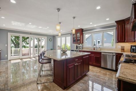 1008 Mary Allen Lane Mountainside NJ 07092