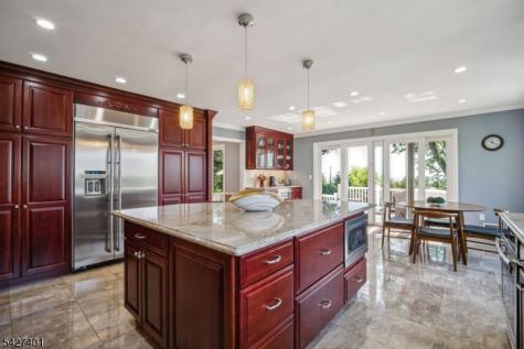 1008 Mary Allen Lane Mountainside NJ 07092
