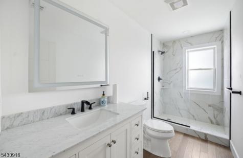 25 Mayfair Place Clifton NJ 07013