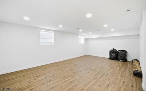 25 Mayfair Place Clifton NJ 07013