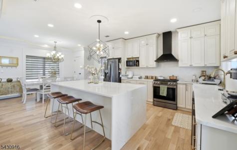 25 Mayfair Place Clifton NJ 07013