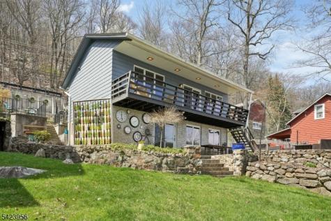 213 Hudson Avenue Hopatcong NJ 07843