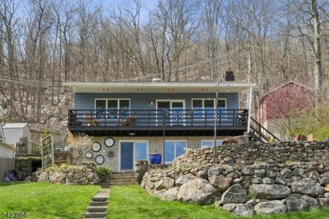 213 Hudson Avenue Hopatcong NJ 07843