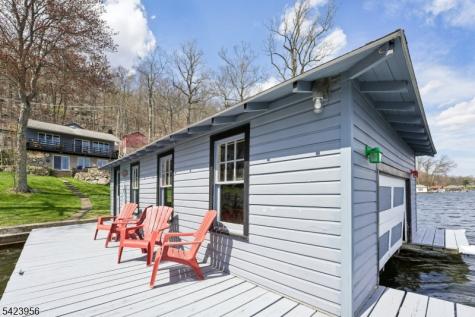 213 Hudson Avenue Hopatcong NJ 07843