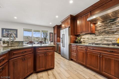 213 Hudson Avenue Hopatcong NJ 07843