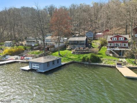 213 Hudson Avenue Hopatcong NJ 07843