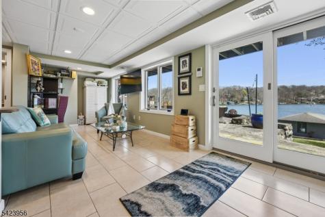 213 Hudson Avenue Hopatcong NJ 07843