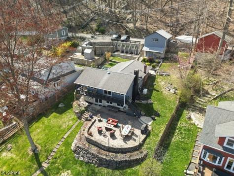 213 Hudson Avenue Hopatcong NJ 07843