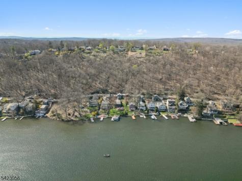 213 Hudson Avenue Hopatcong NJ 07843