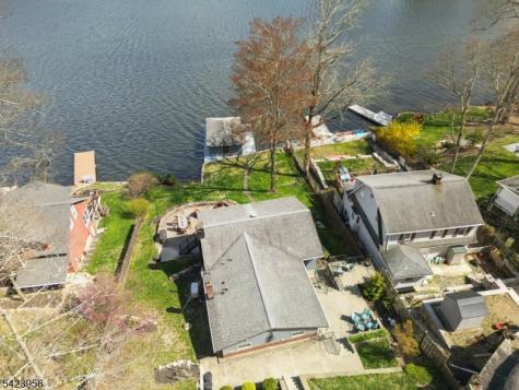 213 Hudson Avenue Hopatcong NJ 07843