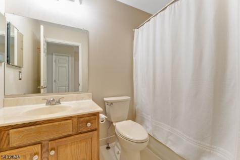 801 Price Place Greenwich NJ 08886