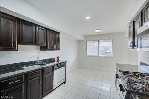 1314 Edison Glen Terrace Edison NJ 08837