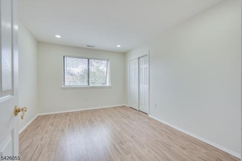 1314 Edison Glen Terrace Edison NJ 08837