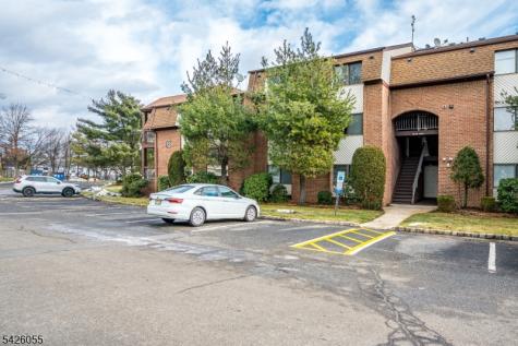 1314 Edison Glen Terrace Edison NJ 08837