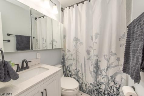 86 Deerfield Road West Caldwell NJ 07006