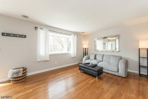86 Deerfield Road West Caldwell NJ 07006