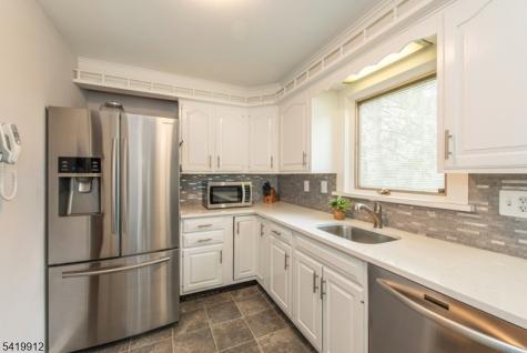 86 Deerfield Road West Caldwell NJ 07006