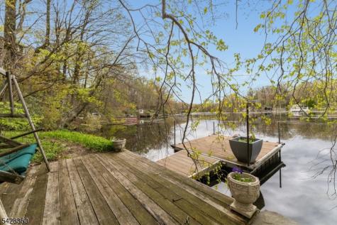 351 E Lakeshore Drive Vernon NJ 07422