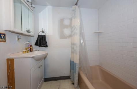 53 Susquehanna Street Franklin NJ 07416