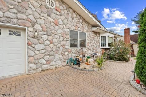32 Ruby Street Springfield NJ 07081