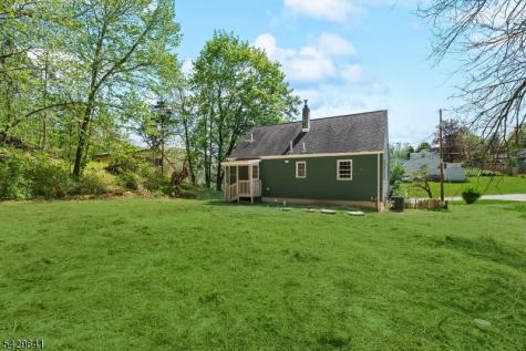 8 Andrea Drive Vernon NJ 07462