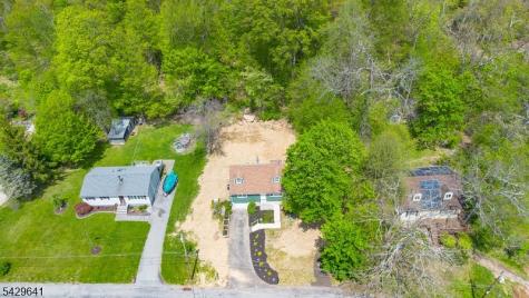 8 Andrea Drive Vernon NJ 07462
