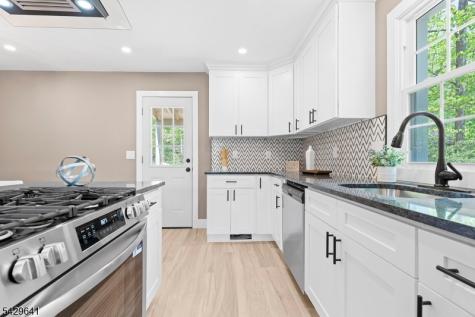 8 Andrea Drive Vernon NJ 07462